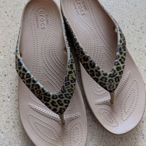 Crocs flip flops size 11 W